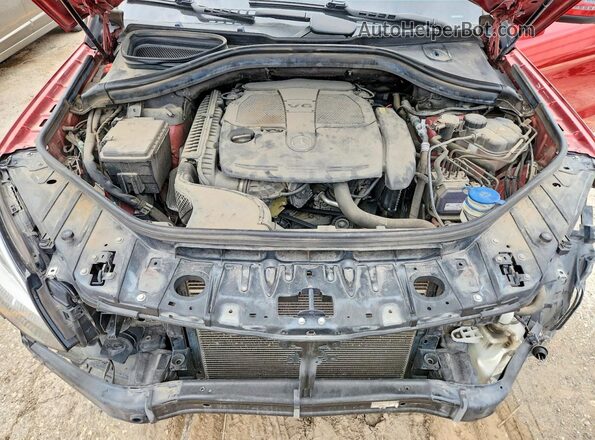4JGDA5HB0HA894634 2017 MERCEDES-BENZ GLE Red Vista interior trasera