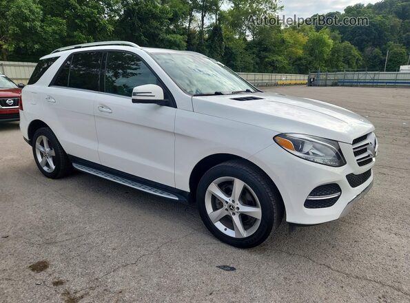 4JGDA5HB0JB013415 2018 MERCEDES-BENZ GLE-CLASS White Widok z przodu