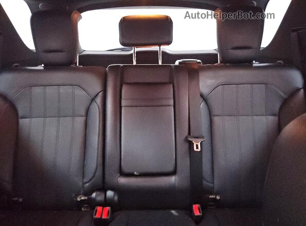 4JGDA5HB4GA746517 2016 MERCEDES-BENZ GLE Silver Вид задніх сидінь