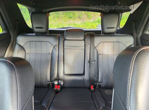 4JGDA5HB6HA832476 2017 MERCEDES-BENZ GLE White Հետևի նստատեղերի տեսք