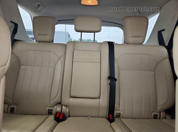 4JGDA5HB6JB075840 2018 MERCEDES-BENZ GLE White Widok tylnych siedzeń