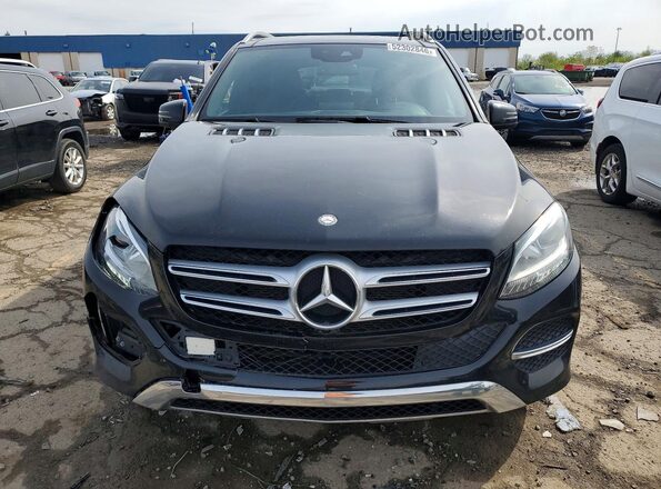 4JGDA5HB7HA816643 2017 MERCEDES-BENZ GLE Black Widok z przodu