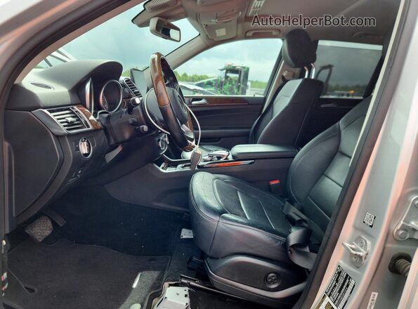 4JGDA5HB8HA815016 2017 MERCEDES-BENZ GLE Silver Front interior view