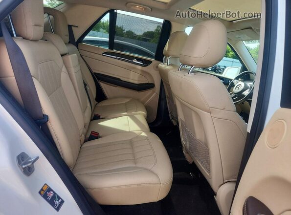4JGDA5HB8HA900891 2017 MERCEDES-BENZ GLE White Rear interior view