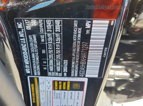 4JGDA5HBXHA971297 2017 MERCEDES-BENZ GLE Black Widok komory silnika