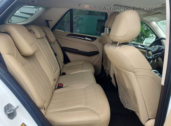 4JGDA5JB0GA713668 2016 MERCEDES-BENZ GLE White Вид задніх сидінь