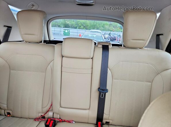 4JGDA5JB0GA791108 2016 MERCEDES-BENZ GLE Silver Հետևի նստատեղերի տեսք