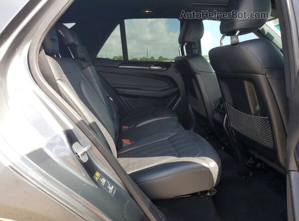 4JGDA5JB0HA939520 2017 MERCEDES-BENZ GLE Gray Vista de los asientos traseros