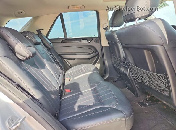 4JGDA5JB1GA696699 2016 MERCEDES-BENZ GLE Silver უკანა სალონის ხედი