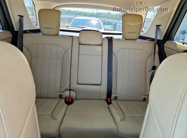 4JGDA5JB1JB147876 2018 MERCEDES-BENZ GLE White Widok tylnych siedzeń