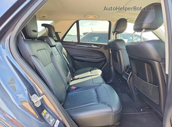 4JGDA5JB2GA689230 2016 MERCEDES-BENZ GLE Gray Rear seats view