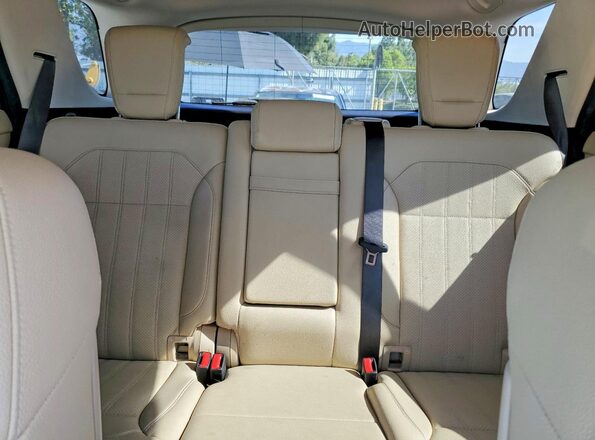 4JGDA5JB3GA751976 2016 MERCEDES-BENZ GLE White Widok tylnych siedzeń