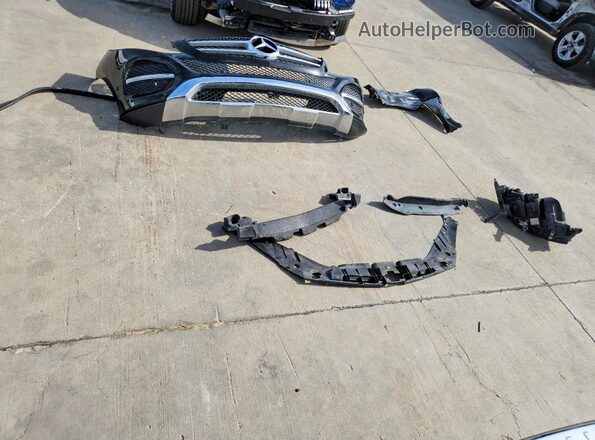 4JGDA5JB3JB053868 2018 MERCEDES-BENZ GLE Черный Вид подкапотного пространства