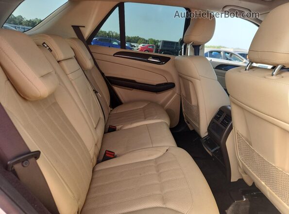 4JGDA5JB6JB082684 2018 MERCEDES-BENZ GLE White Вид задньої частини салону