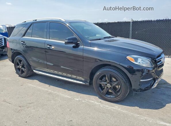 4JGDA5JB9HA984813 2017 MERCEDES-BENZ GLE Черный Передняя правая четверть