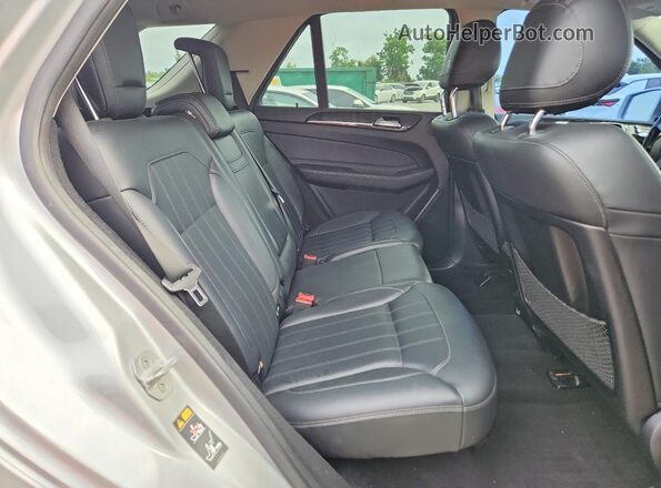 4JGDA5JBXGA687340 2016 MERCEDES-BENZ GLE Silver Vista interior trasera