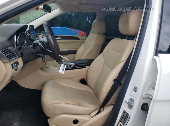 4JGDA5JBXHA984254 2017 MERCEDES-BENZ GLE White Vista interior delantera