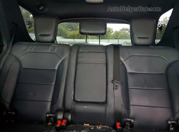 4JGDA6EB7HA980355 2017 MERCEDES-BENZ GLE White Rear seats view