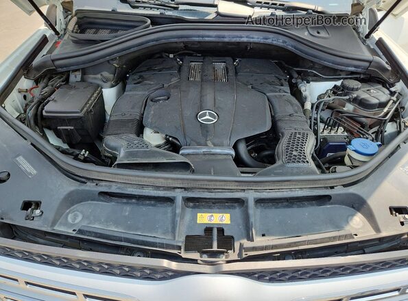 4JGDF6EE0HA819681 2017 MERCEDES-BENZ GLS White Widok komory silnika