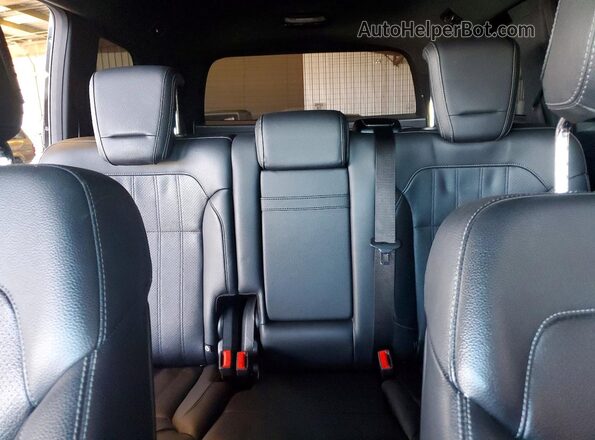 4JGDF6EE1HA917828 2017 MERCEDES-BENZ GLS Silver Vista de los asientos traseros