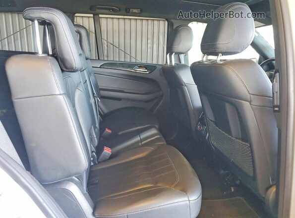 4JGDF6EE1HA917828 2017 MERCEDES-BENZ GLS Silver Vista interior trasera
