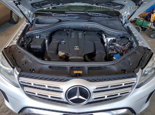 4JGDF6EE1HA917828 2017 MERCEDES-BENZ GLS Silver Vista del compartimento del motor