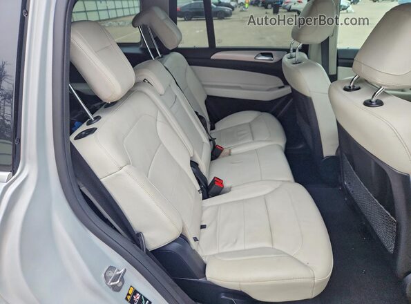 4JGDF6EE1JB171316 2018 MERCEDES-BENZ GLS Серебряный Вид задней части салона