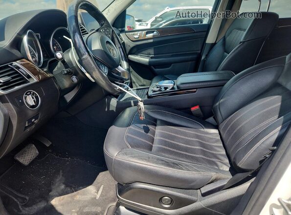 4JGDF6EE2HA742599 2017 MERCEDES-BENZ GLS Белый Вид салона спереди