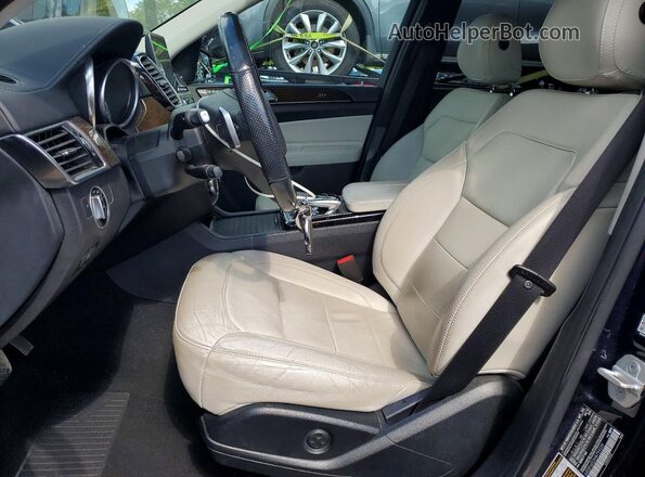 4JGDF6EE2HA759239 2017 MERCEDES-BENZ GLS Blue წინა სალონის ხედი