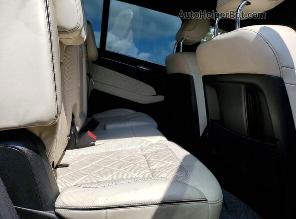 4JGDF6EE3HA884976 2017 MERCEDES-BENZ GLS Blue Rear interior view