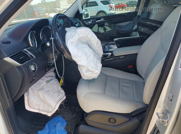 4JGDF6EE4HA883903 2017 MERCEDES-BENZ GLS Серебряный Вид салона спереди