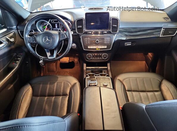 4JGDF6EE4HA974895 2017 MERCEDES-BENZ GLS Gray Widok deski rozdzielczej