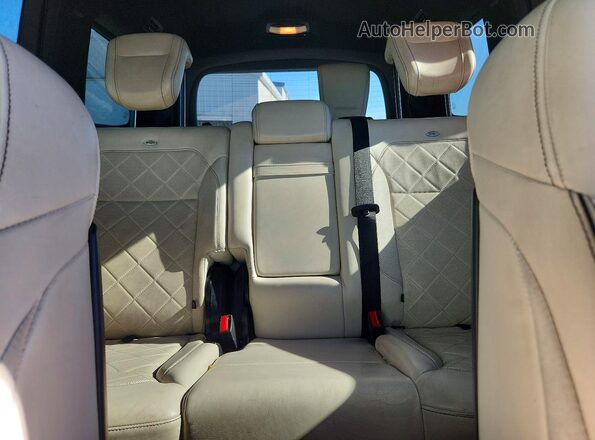 4JGDF6EE6HA947102 2017 MERCEDES-BENZ GLS White Вид задніх сидінь