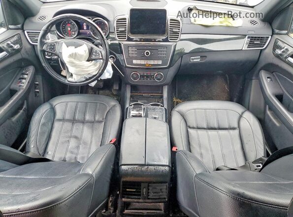 4JGDF6EE6JB050393 2018 MERCEDES-BENZ GLS Silver Vista del salpicadero
