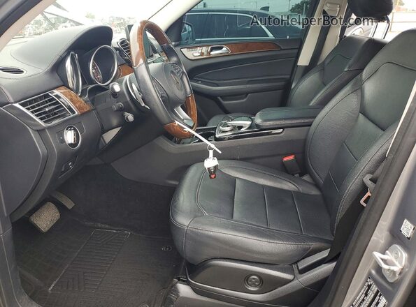 4JGDF6EE8HA766115 2017 MERCEDES-BENZ GLS Silver Widok wnętrza z przodu