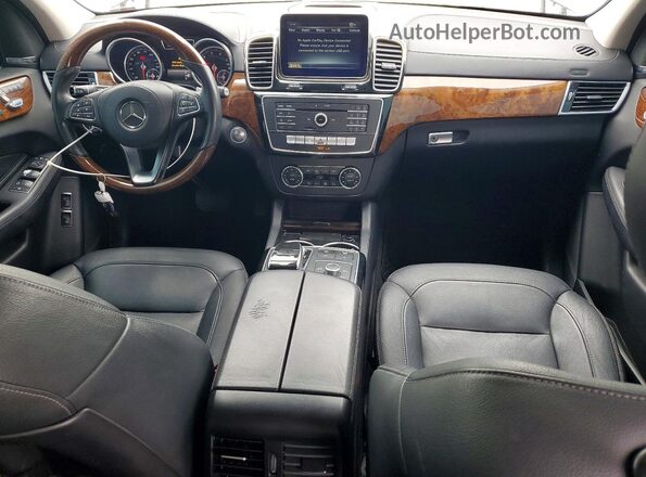 4JGDF6EE8HA766115 2017 MERCEDES-BENZ GLS Silver Widok deski rozdzielczej