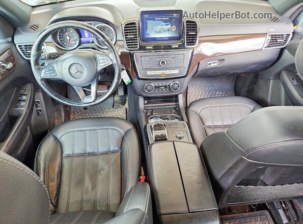 4JGDF6EE8HA897965 2017 MERCEDES-BENZ GLS Silver წინა პანელის ხედი