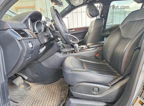 4JGDF6EE8HA897965 2017 MERCEDES-BENZ GLS Silver წინა სალონის ხედი