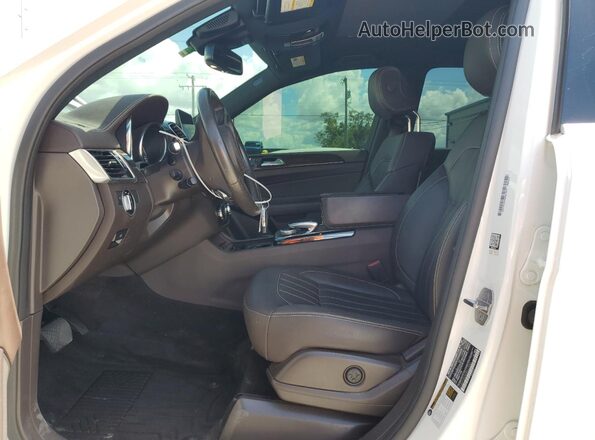 4JGDF6EE8KB237040 2019 MERCEDES-BENZ GLS White Widok wnętrza z przodu