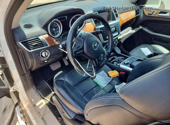 4JGDF6EE9GA649397 2016 MERCEDES-BENZ GL-CLASS White Вид панелі приладів