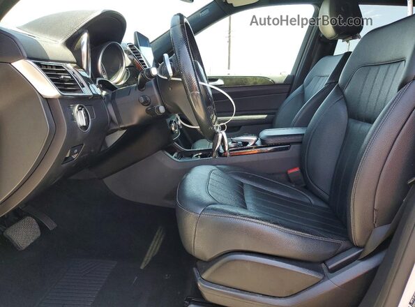 4JGDF6EE9HA916765 2017 MERCEDES-BENZ GLS White Vista interior delantera