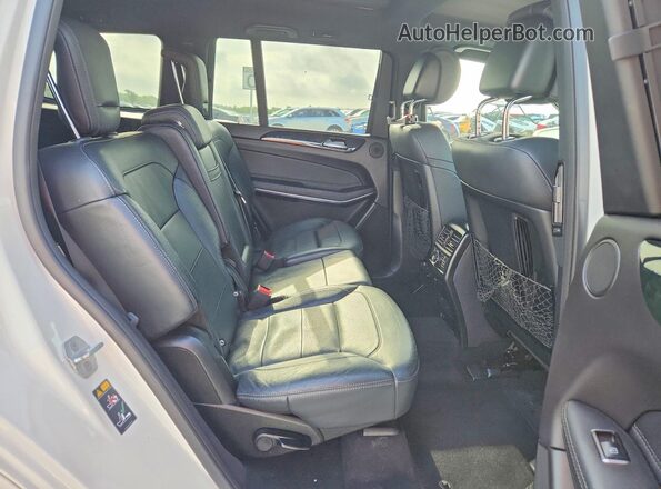 4JGDF7DE1HA800144 2017 MERCEDES-BENZ GLS White Widok wnętrza z tyłu