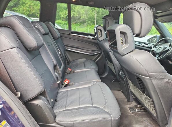 4JGDF7DE6HA809499 2017 MERCEDES-BENZ GLS Blue Rear interior view