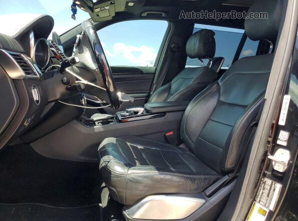 4JGDF7DE7HA906985 2017 MERCEDES-BENZ GLS Black Vista interior delantera