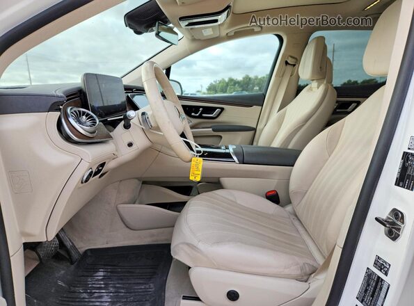4JGDM2DB0PA009150 2023 MERCEDES-BENZ EQS White Front interior view