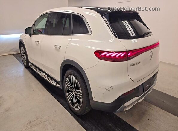 4JGDM2DB3PA012866 2023 MERCEDES-BENZ ALL OTHER White Widok wnętrza z przodu