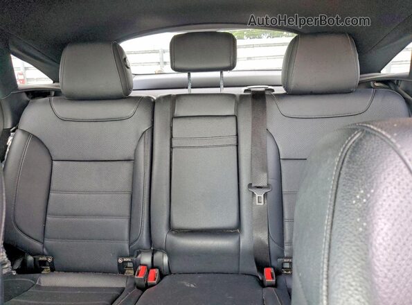 4JGED6EB6KA133765 2019 MERCEDES-BENZ GLE Red Widok tylnych siedzeń