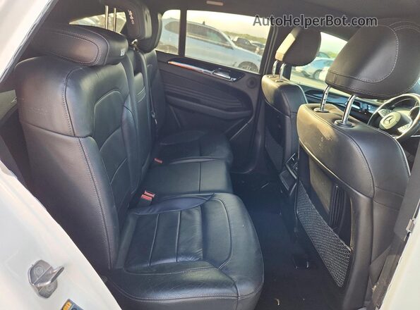 4JGED6EB7KA137209 2019 MERCEDES-BENZ GLE White Rear seats view