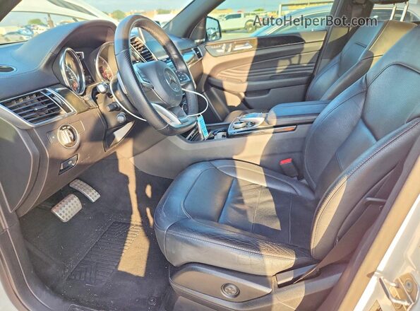 4JGED6EB7KA137209 2019 MERCEDES-BENZ GLE White Front interior view