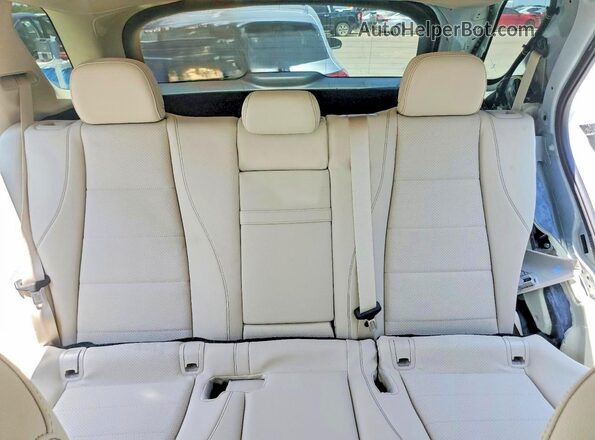 4JGFB4EB0TB596897 2026 MERCEDES-BENZ GLE White Հետևի նստատեղերի տեսք